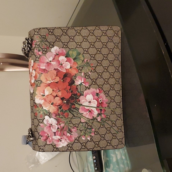 100% Authentic Gucci GG Supreme Medium Dionysus Bloom Sholder Bag - Picture 2 of 4